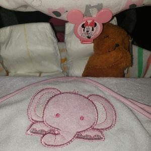 Little girl's diaper jeep